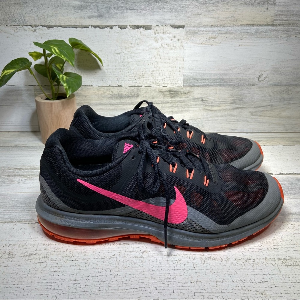 Nike Air Max Dynasty 2 Running Shoes